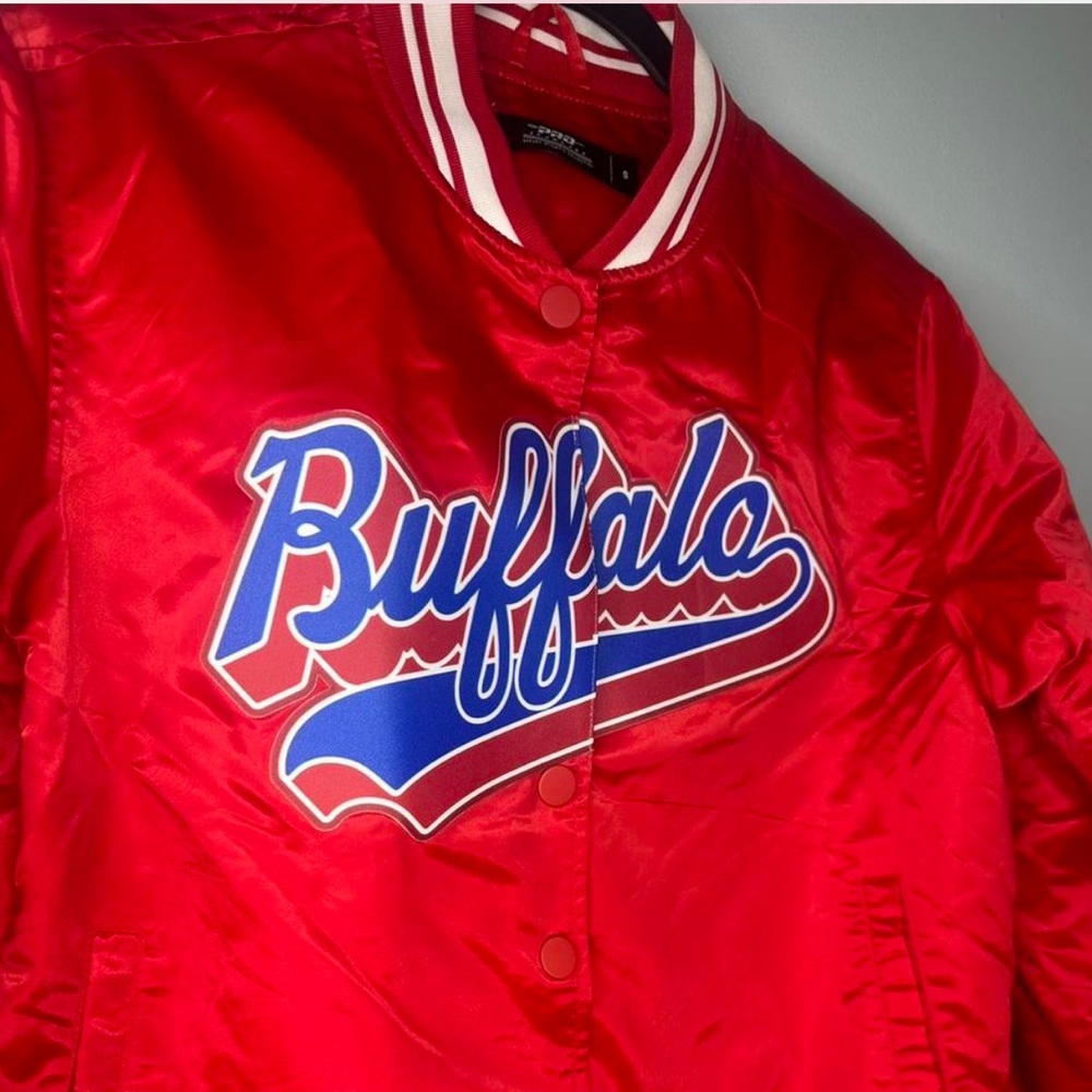 Buffalo Bills Women's Red Bomber Jacket - Picture 3 of 9